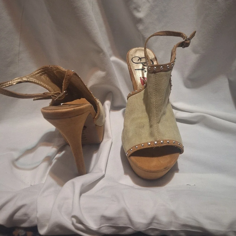 Promise Tan Suede Studded Platform Slingback Stiletto Heels Peep Toe Sandals 5.5